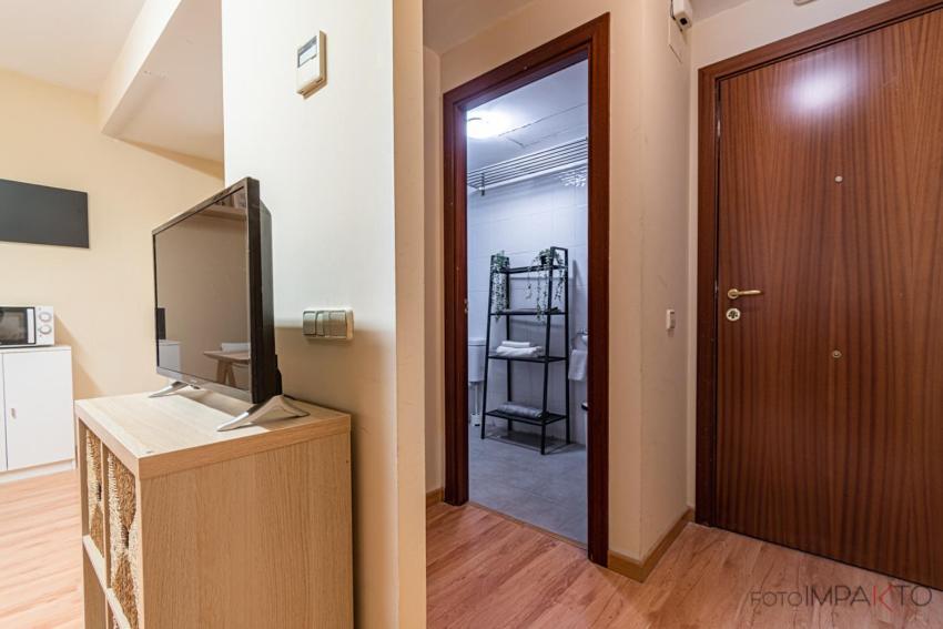 #10Oca6 - Apartamento En Vista Alegre Madrid Extérieur photo